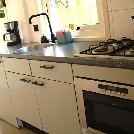 Prázdninový dům Nieuw Gezellig Gemoderniseerd Op De Veluwe *